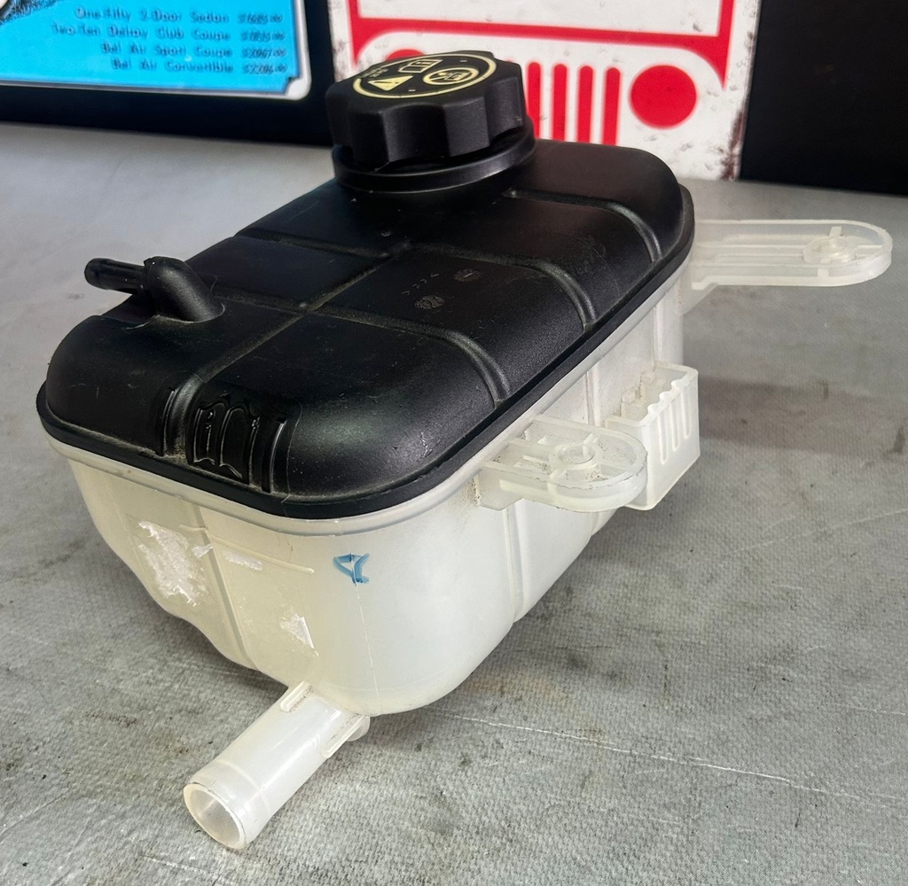 Deposito de Coolant para Chevrolet Trax 2013 al 2021