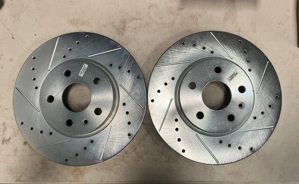 Discos Delanteros Perforados Chevrolet Camaro LS/LT 2010-2015 / Equinox 2010-2017