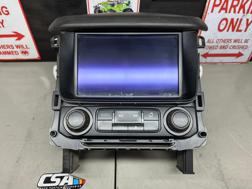 Radio Pantalla Tactil Chevrolet Tahoe 2015-2019. (ORIGINAL USADO)