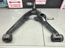 Tijereta inferior izquierda para Chevrolet Silverado 2014 al 2015 Tahoe / Suburban 2015 al 2016 versión (mexicana) (usado)