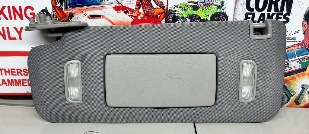 Visera para Chevrolet Tahoe / Suburban 2015 al 2020 (usado)