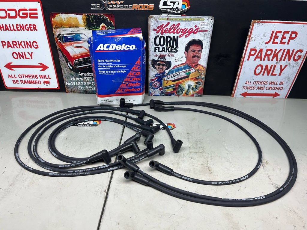 Cables de Bujías de 8mm para Motores Chevrolet V8 SBC 283 / 305 / 307 / 327 / 350 / 400.