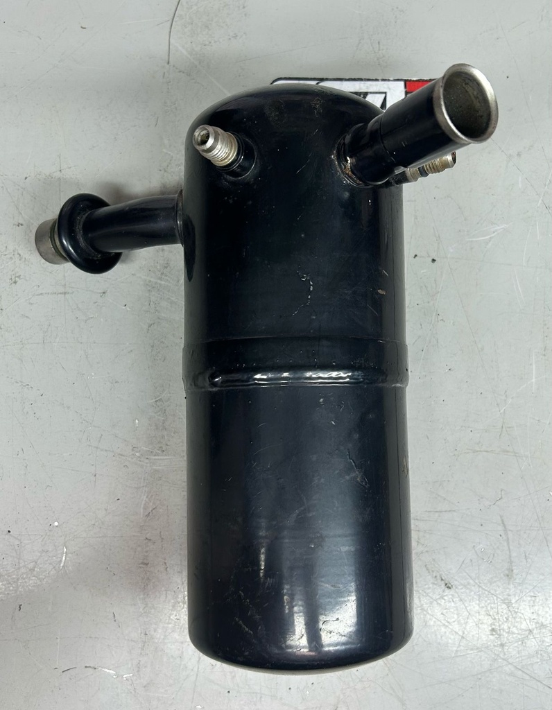 Acumulador de A/C para Ford Aerostar 1986 a 1993 (usado)