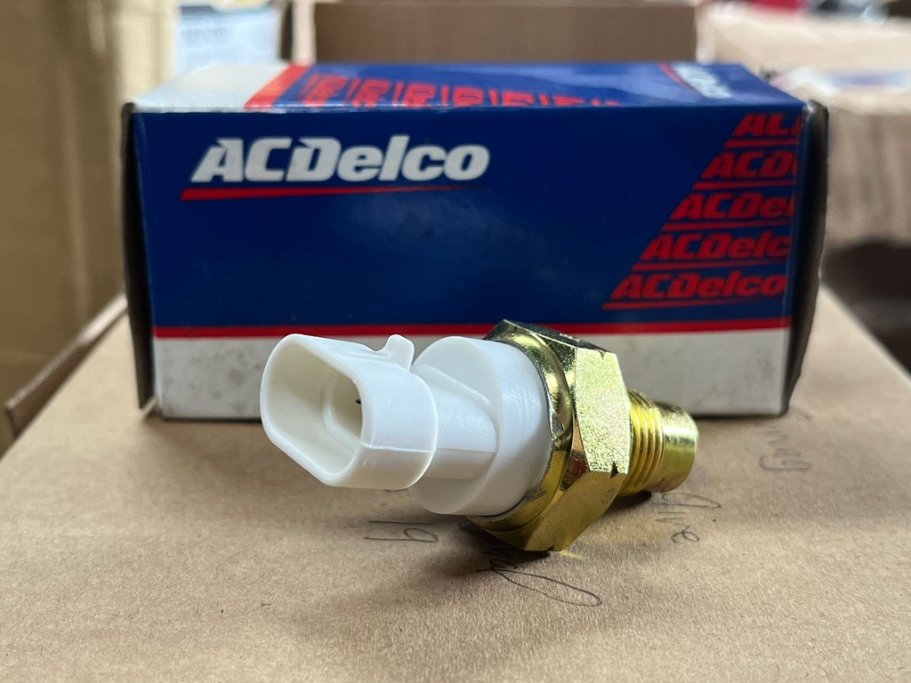 Interruptor Selector de Transfer 4x4 GM NP241 / NP261 1988-2007.