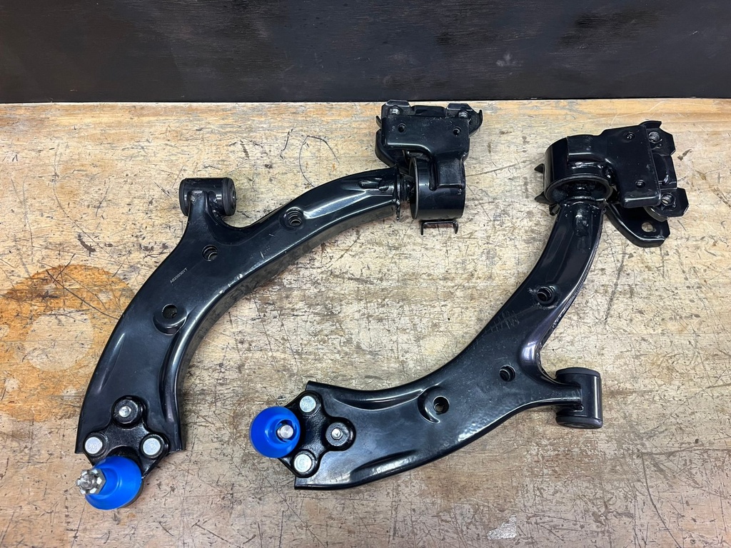 Tijeretas Delanteras Inferiores para Honda CRV 2007-2011.