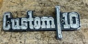 Emblema de Chevrolet Custum 10 1973 a 1976  (usado )