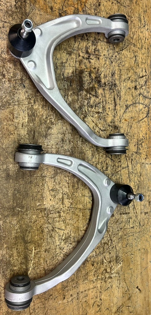 Tijeretas superiores para Chevrolet Silverado 2014-2019 / Suburban / Tahoe 2015-2020 / Cadillac Escalade 2015-2020 / GMC Sierra 2014-2018 / GMC Yukon 2015-2020