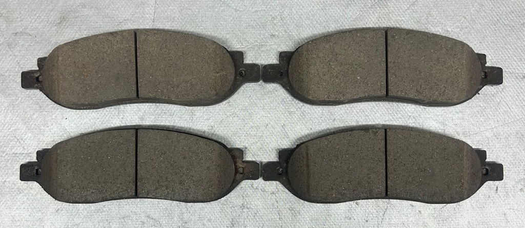 Pastillas traseras ceramicas para Ford F250 2005 al 2007 / F350 2005 al 2007