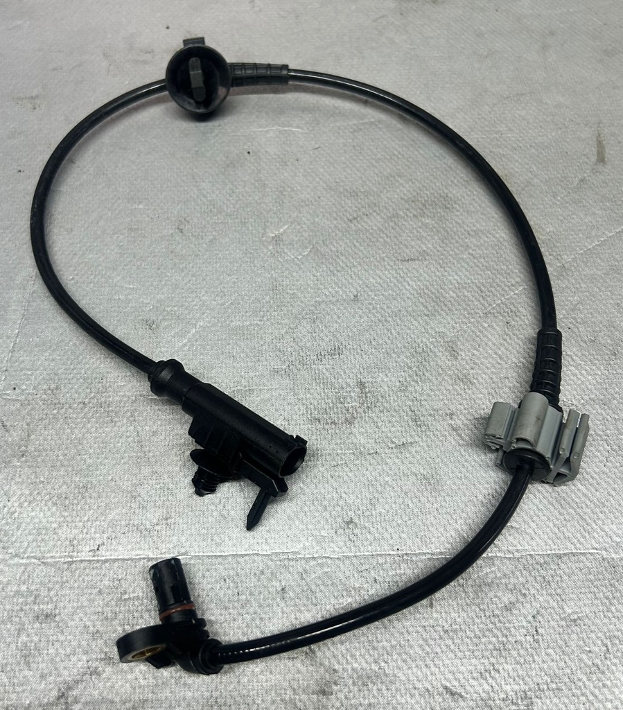Sensor de ABS delantero para Chevrolet Avalanche 2007 al 2013 / Silverado 1500 2007 al 2013 / Suburban 1500 2007 al 2014 / Tahoe 2007 al 2014