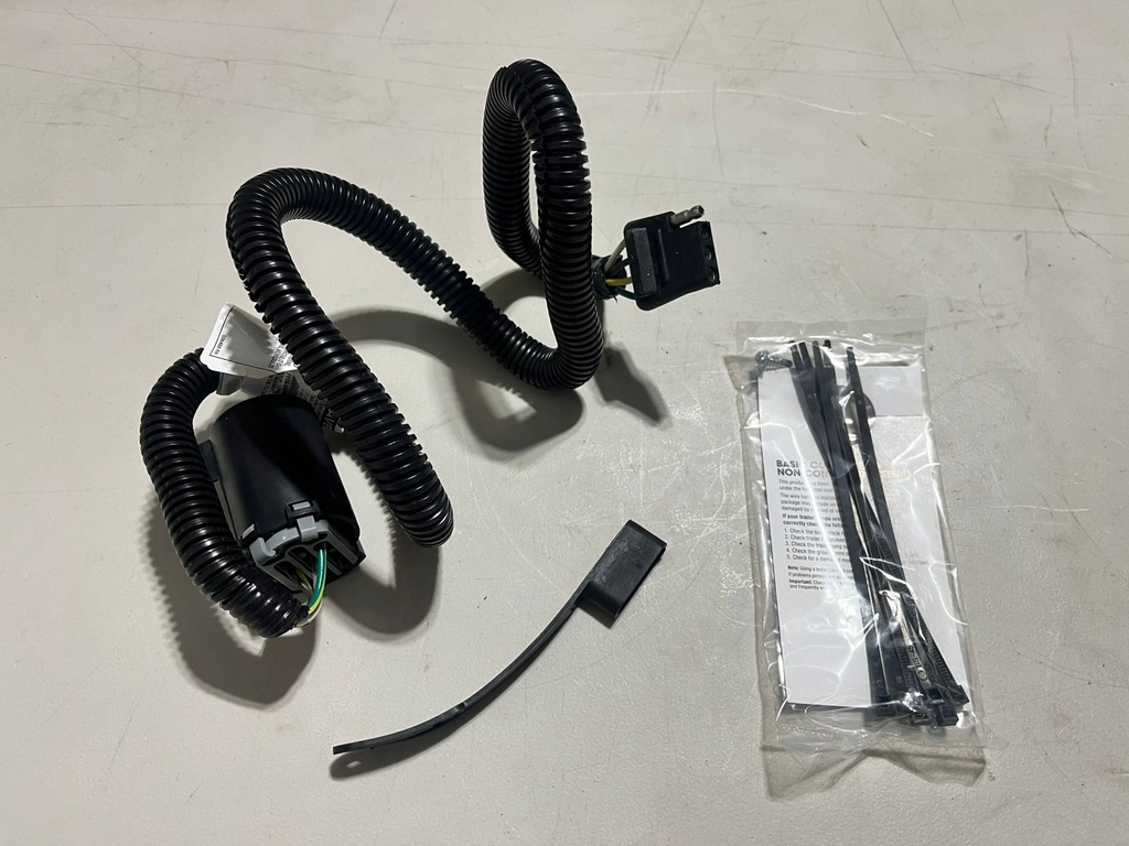 Arnés de cableado de remolque con salida de 4 pines Silverado 2000-2017 / F150 1997-2017 / F250 / F350 1999-2017 / Ram 2011-2017 / Tundra 2010-2017.