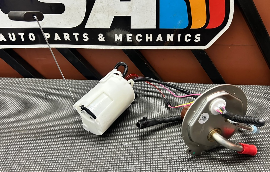 Bomba de combustible para Ford 5.4L / 6.8L F250 / F350 / F450 2008 al 2010