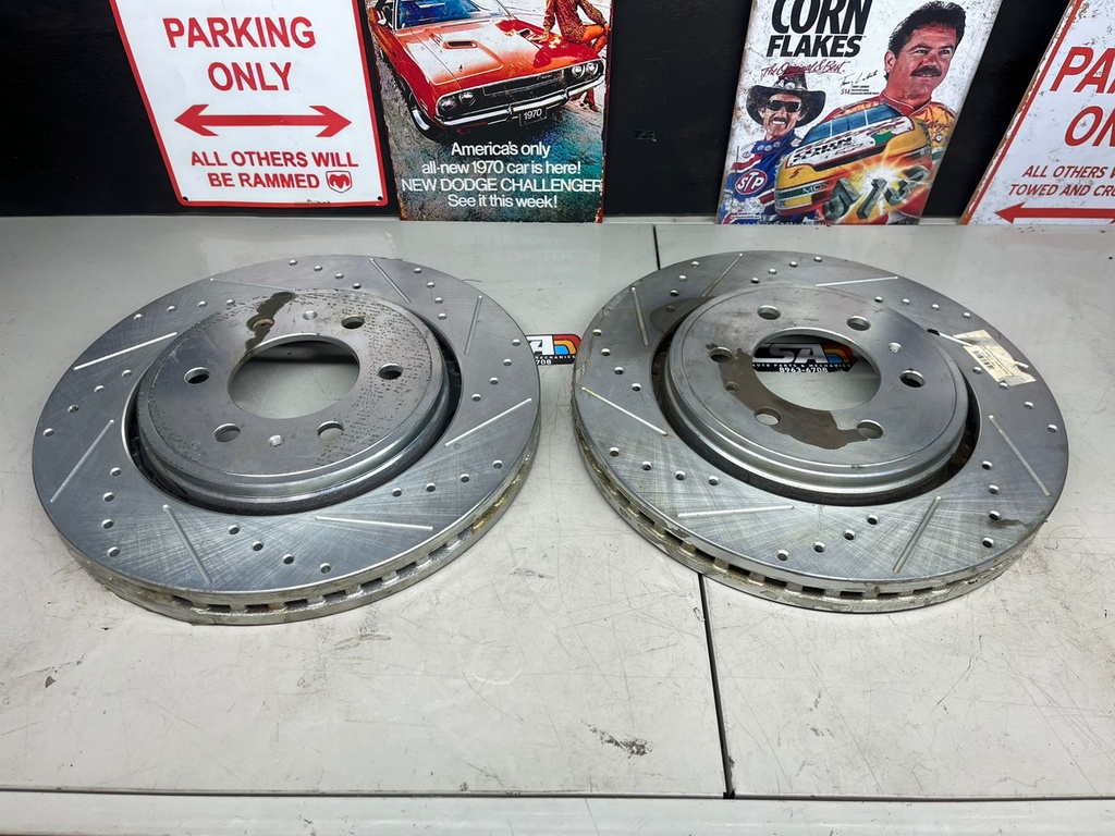 Discos Delanteros Perforados Ford F150 2010-2020 / Expedition 2007-2021.