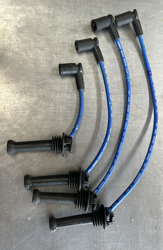 CABLES DE BUJIA FORD ESCAPE/FOCUS/CONTOUR/ESCORT 99/04