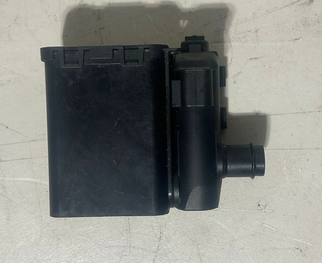 VALVULA DE PURGA CHEVY 4.3L/4.8L/5.0L/5.7L/6.0L/8.1L 97/05