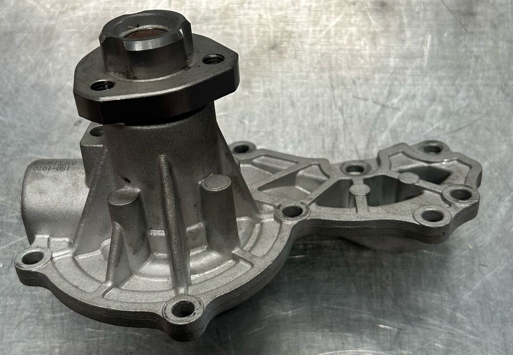 Bomba de agua para Volkswagen Rabbit 1.5L 1978 a 1980 / Jetta 1.7L 1981 a 1984 / 1.6L 1982 a 1992 / 2.0L 1990 a 1999/ Golf 1.6L 1985 a 1997 | 2.0L 1990 al 2000/ Passant 2.0L 1990 a 1996 / Beetle 2.5L 2012