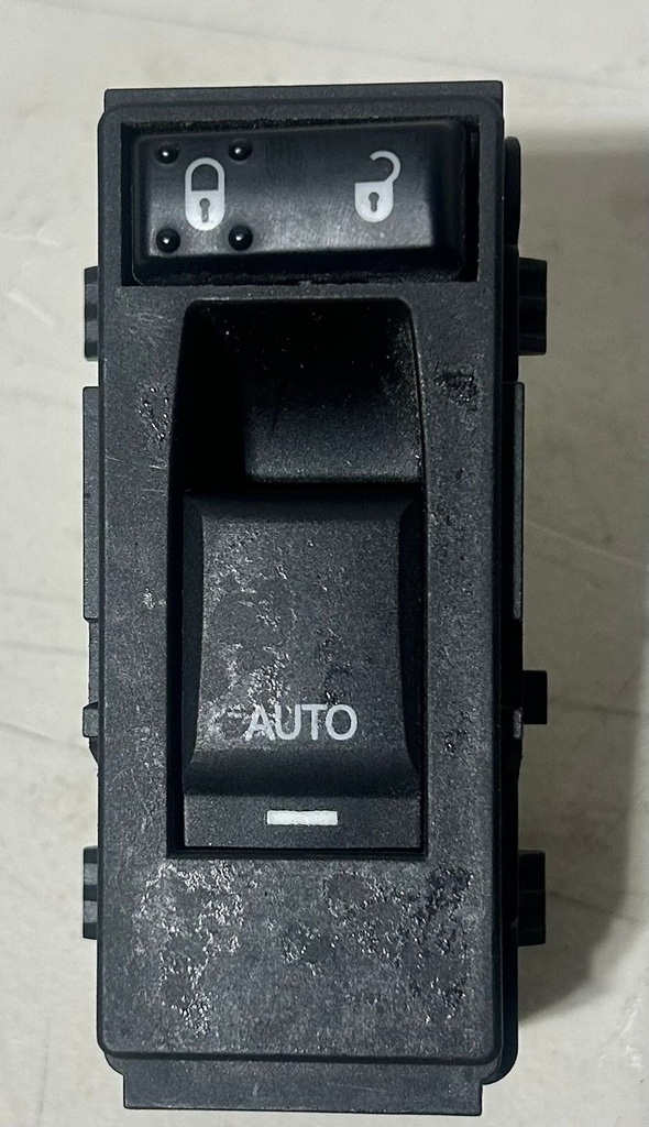BOTONERA DEL/DER DODGE DURANGO 00/08 JEEP GRAND CHEROKEE/COMMANDER 07/10