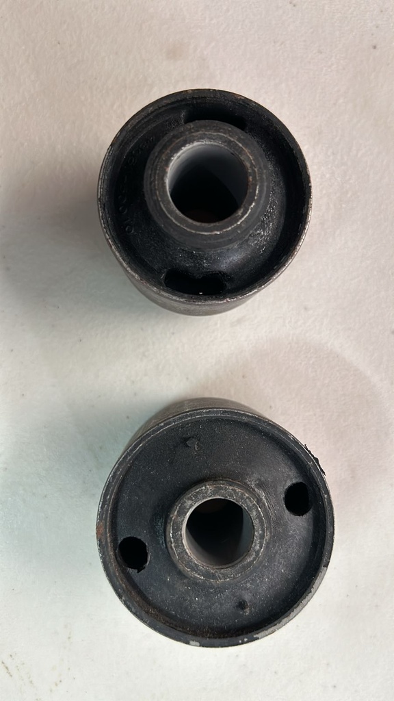Bushins para tijereta inferior Toyota Land Cruiser 1991 al 1997