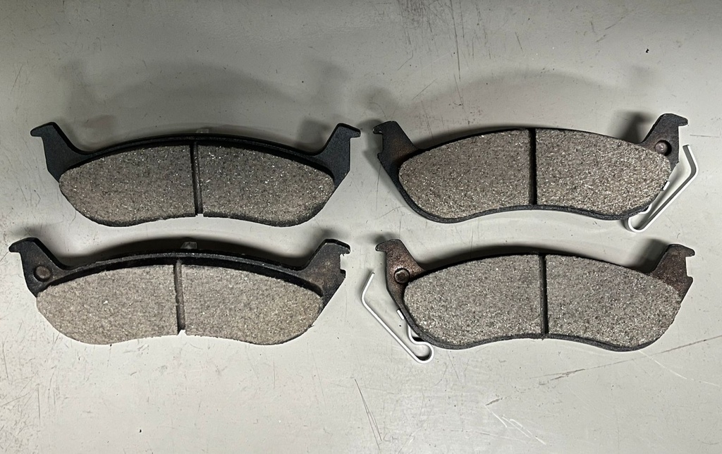 Pastillas Traseras Ceramica para Ford Ranger 2010-2011 / Crown Victoria 2003-2011 / Grand Marquis 2003.