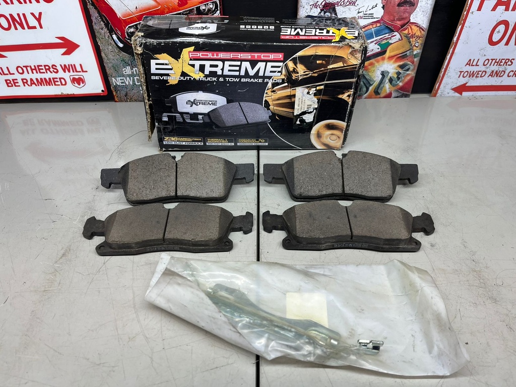 Pastillas Delanteras Fibra Carbon Extreme Mercedes Benz ML350 2012-2015 / GL350 2013-2016 / GL450 2014-2016 / GLE350 2016-2018 / GLE400 2016-2019.