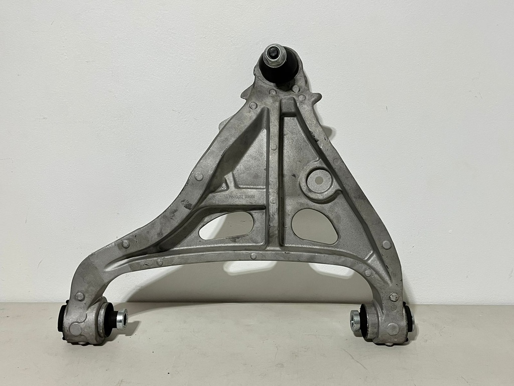 Tijereta Inferior Izquierda para Ford F150 2004-2008 / Lincoln Mark LT 2006-2008.