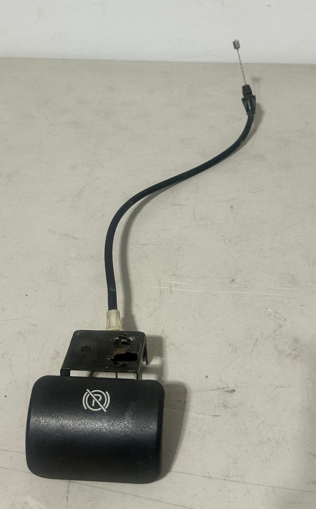Actuador de freno de mano para Chevrolet / GMC Silverado / Sierra 1500 / Tahoe / Suburban / Yukon 1999 al 2006 / Avalanche 2003 al 2006 ( usado ) ( imágenes ilustrativas )