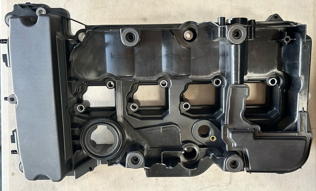 TAPA VALVULAS MERCEDES BENZ 1.8L C200 11/14 C250 12/15 SKL250 12/15 E250 11/14 SLK200
