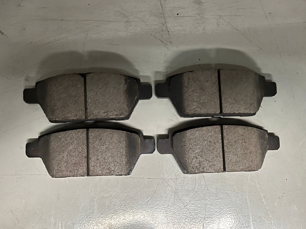 PASTILLAS TRAS FIBRA CARBON/CERAMICA FORD FUSION 06/12 MAZDA 6 06/12
