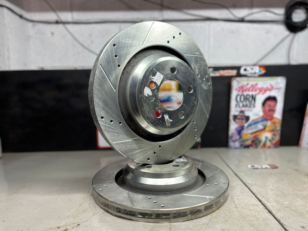 DISCOS TRAS PERFORADO/VENTILADO DODGE CHALLENGER 08/22 CHARGER 06/21