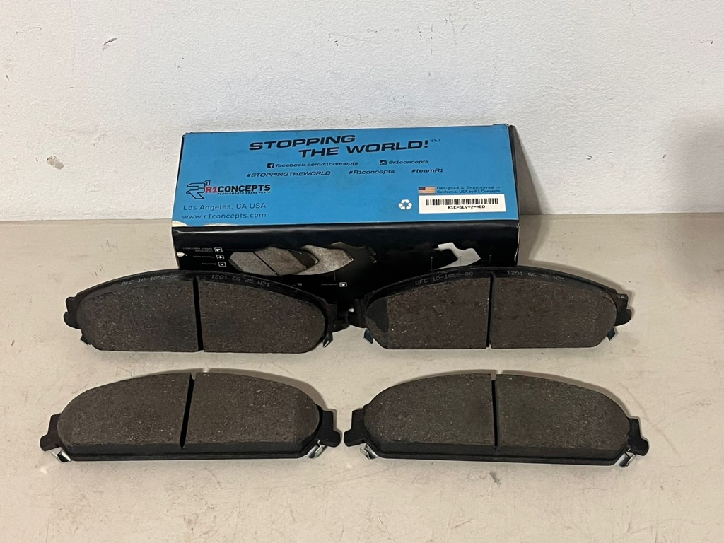 PASTILLAS DELANTERA FIBRA CARBON DODGE CHALLENGER 09/22 CHARGER 06/22