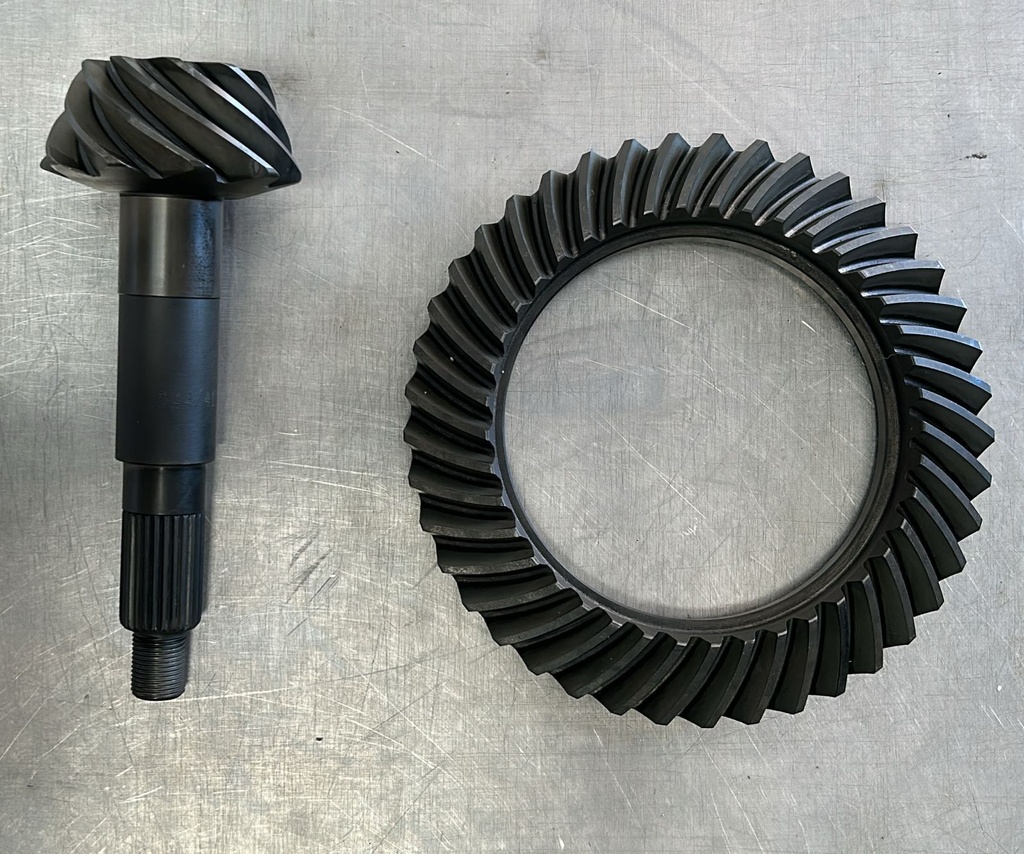 PIÑON CORONA DANA 44 / 4.10 (4.09) 10X41. FORD / CHEVROLET / GMC / JEEP 1953/2006