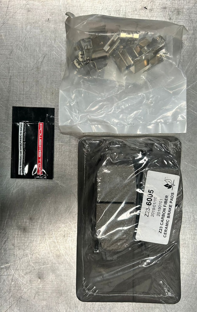 PASTILLAS TRAS FIBRA DE CARBON/CERAMICA JEEP 18/20