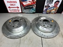 Discos Traseros Perforados 328mm Jeep Wrangler JL 2018-2024.