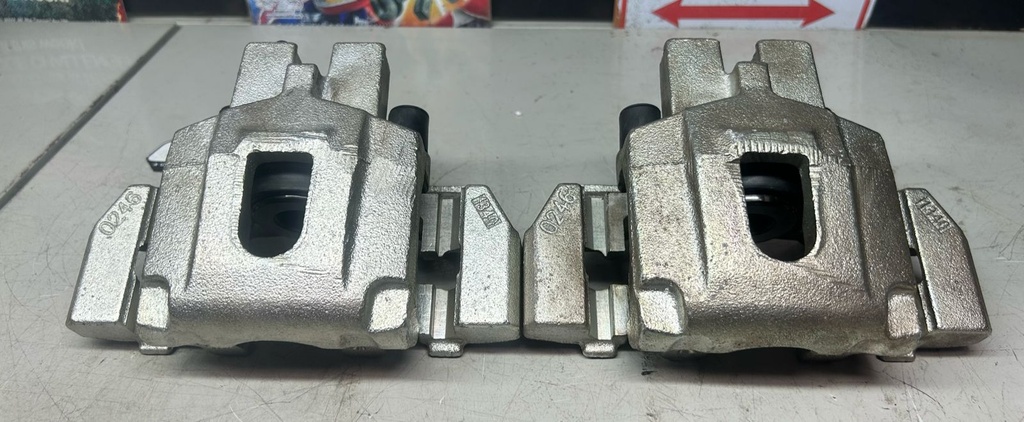 Calipers traseros para Jeep WJ Grand Cherokee Sport Utility 1999-2004