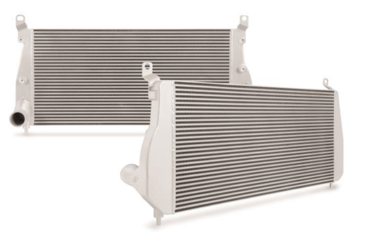 Intercooler para Chevrolet / GMC 6.6L Duramax LB7 / LLY Silverado 2500HD 2002 al 2004 / 3500HD 2002 al 2004 / Sierra 2500HD 2002 al 2004 / 3500HD 2002 al 2004