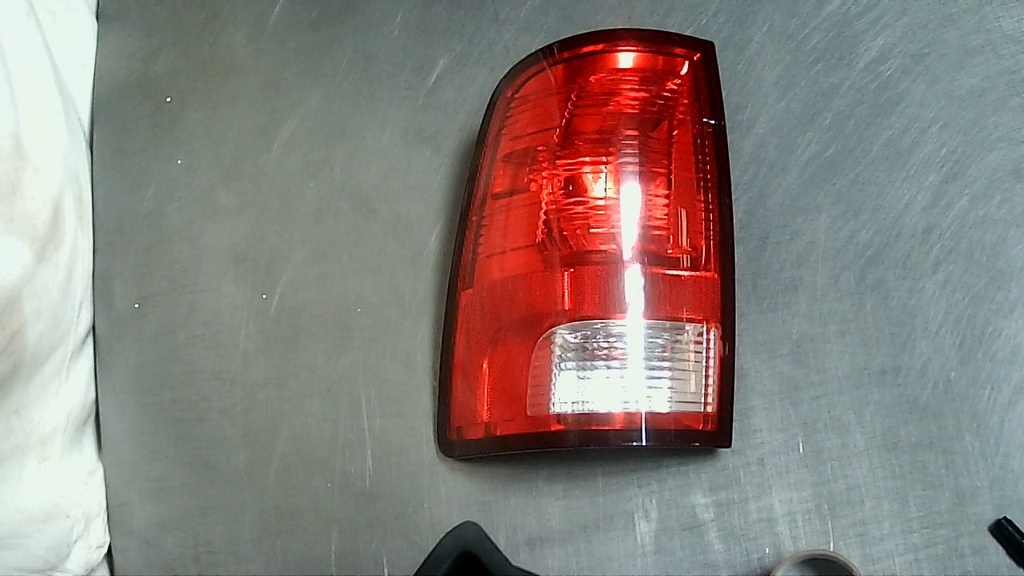 Luces tras izq Dodge Ram 1500/2500/3500 10/17