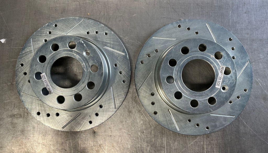 Discos Traseros Perforados/Sólidos Audi/Volkswagen A3/ Golf/ Jetta 10/18