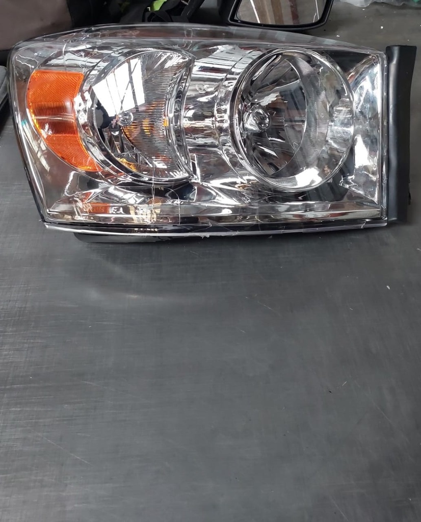 Luz delant dere para Dodge Ram 1500 06/09