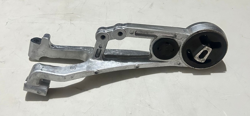 Soporte de motor superior para Ford Five Hundred a Freestyle 2005 al 2007