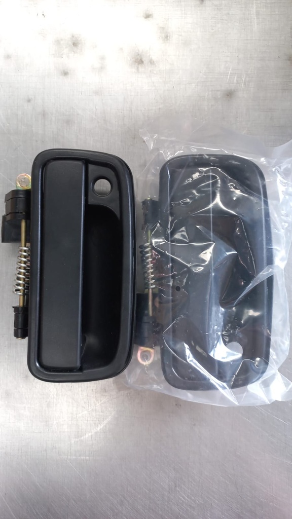 Manillas de Puerta Geo Tracker (2 Puertas) 88-97