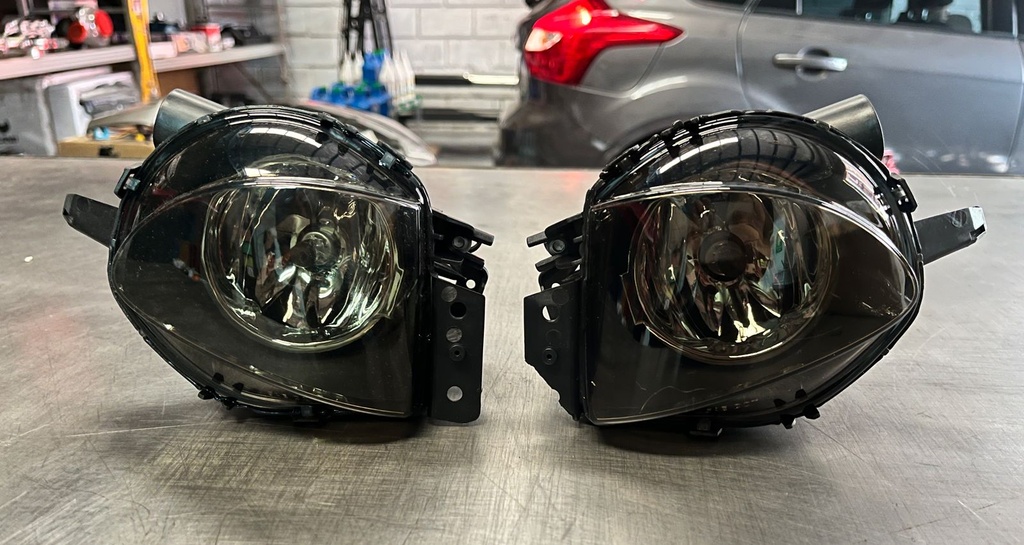 Halógenos Neblineros Ahumados para BMW 3 Series E90 / E91 325 / 328 / 335 de 2005 2008
