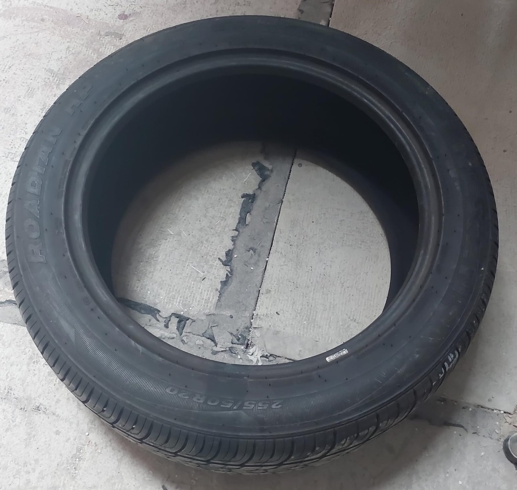 1 Llanta de ROADIAN HP NEXEN 255/50R20 109V
