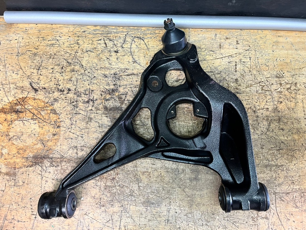 Tijereta para GMC Savana 4500 2013-2019