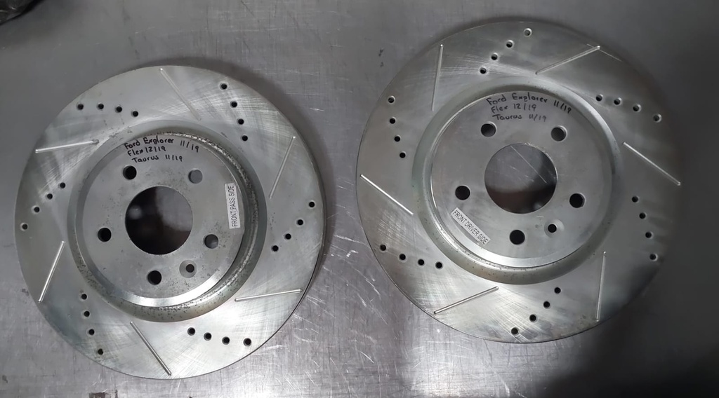 Disco delantero derecho e izquierdo perforados ventilados para Ford Explorer/Flex/Taurus 11-19