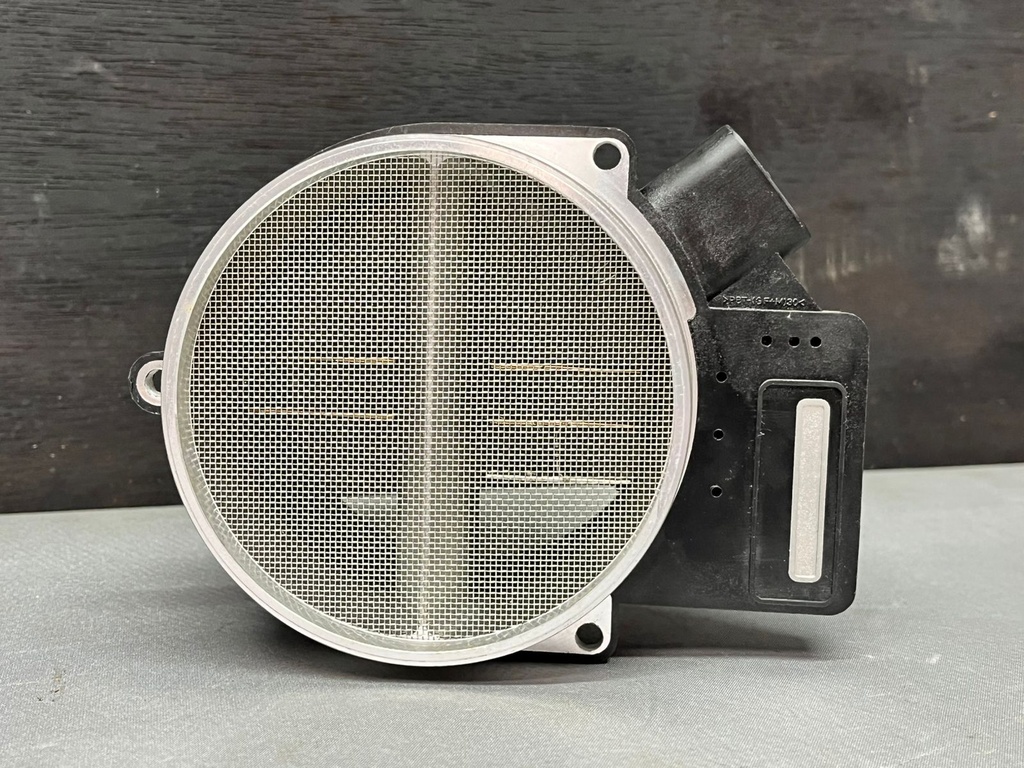 Sensor de flujo de aire para motores Chevrolet V8 LS 4.8L / 5.3L / 5.7L / 6.0L / 8.1L 1999-2010.