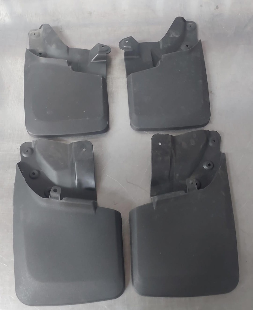 Loderas delanteras y traseras para Toyota Tacoma 2016-2020