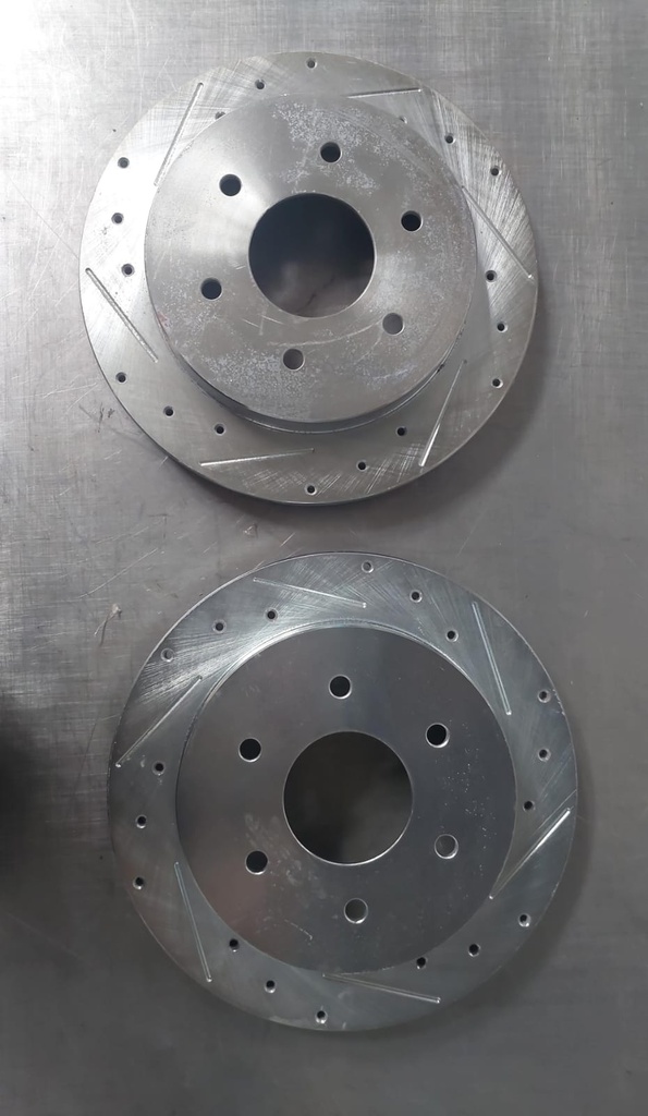 Discos traseros perforados para Nissan Armada 2005-2015