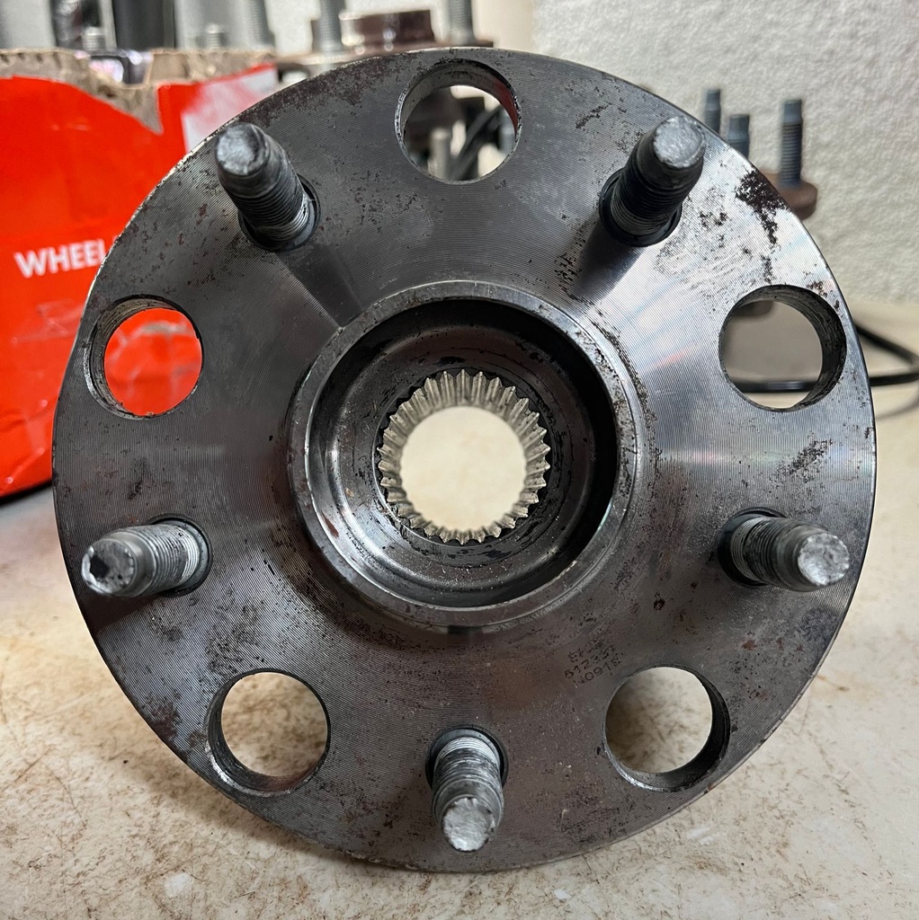 BOCINA TRASERA LEXUS GS350 07-11 / GS430 06-07 / GS460 08-11 (USADA)