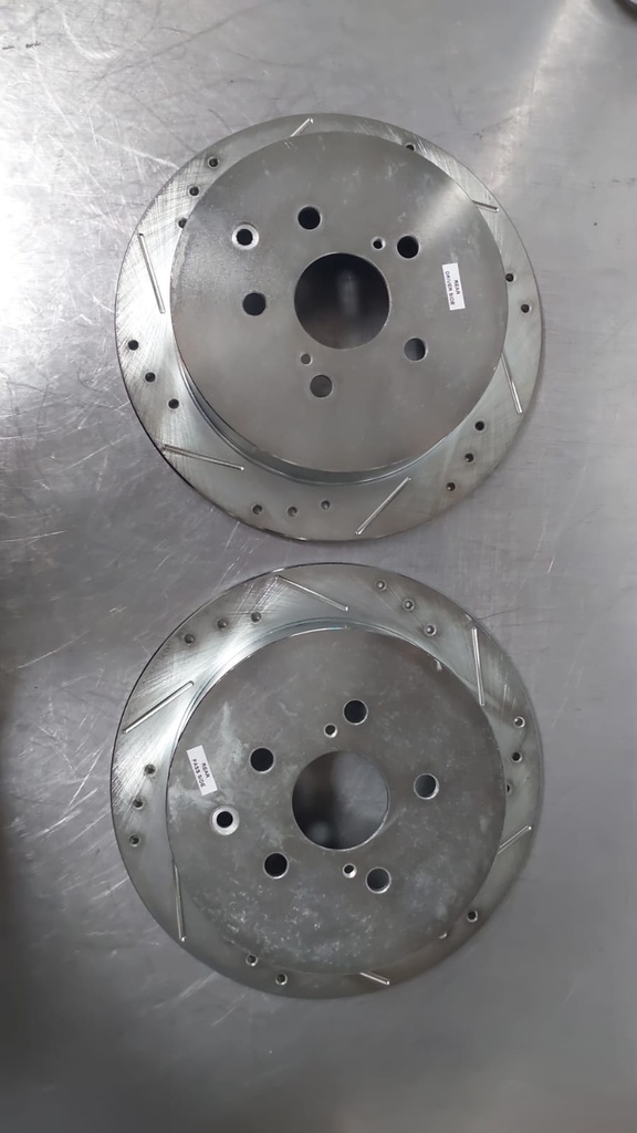 Discos traseros perforados para Toyota Highlander 14-16