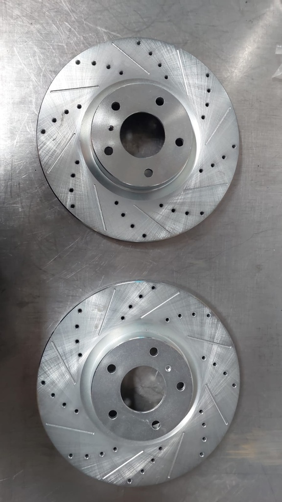 Discos delanteros ventilados perforados para Nissan 370Z/INFINITI Q70L 18-19