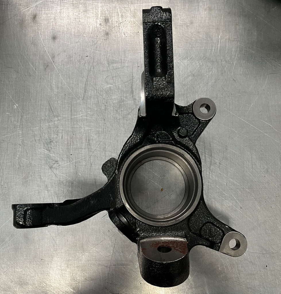 Nabo Delantero Izquierdo Nissan Sentra 200SX 1995 1999